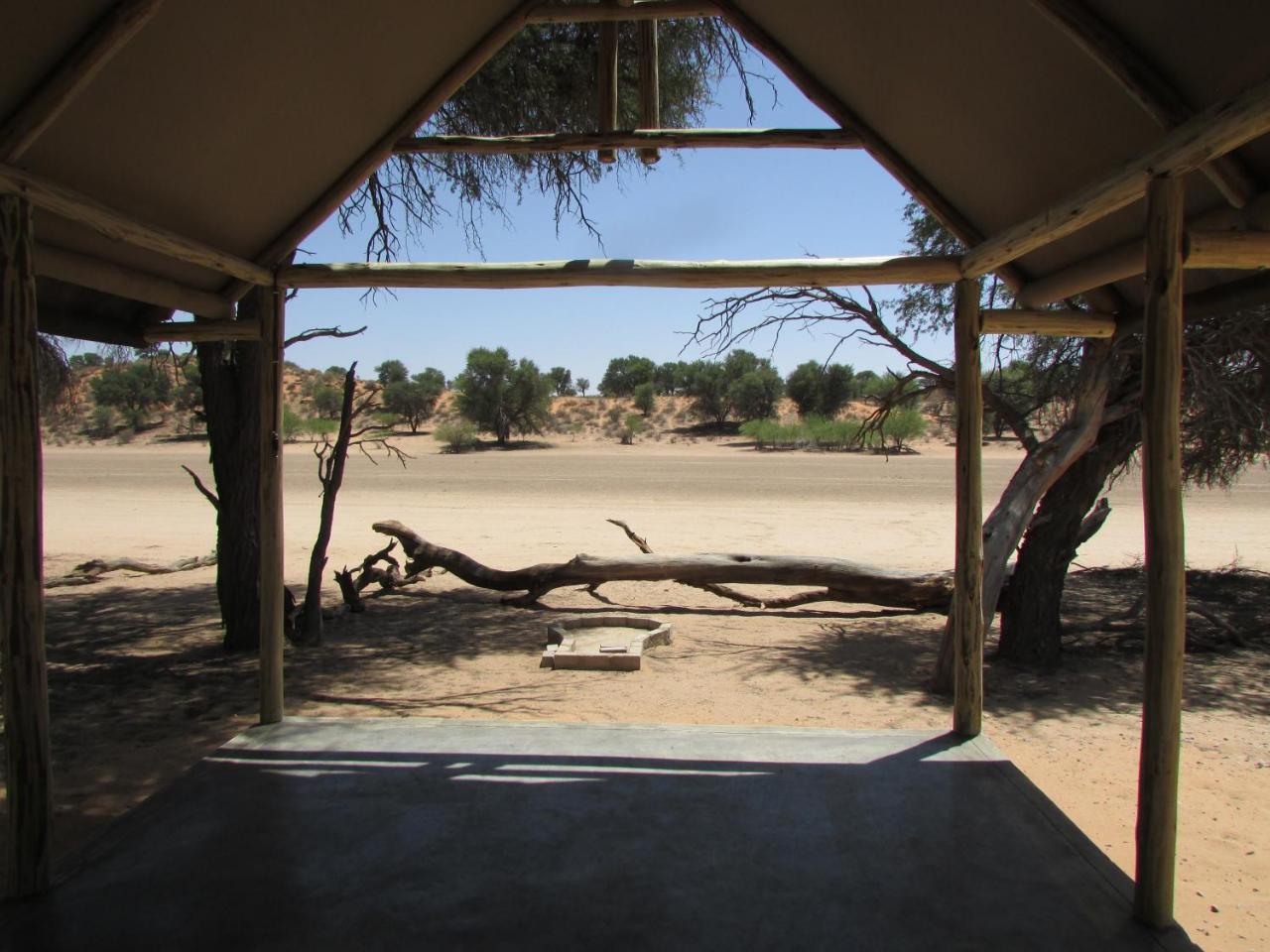 Kalahari Game Lodge Koës Eksteriør billede
